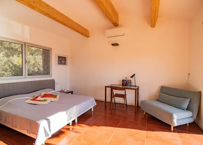 Maison Aux Vents Vakantiehuis Monacia-d'Aullene