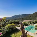Holiday home Maison Aux Vents