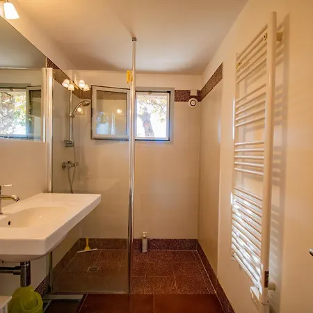 Maison Aux Vents موناسيا-داولينه