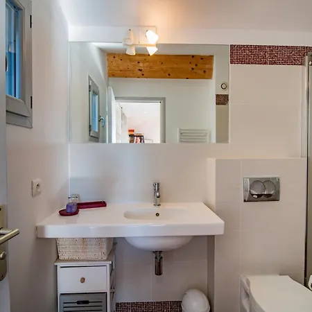 Maison Aux Vents * موناسيا-داولينه