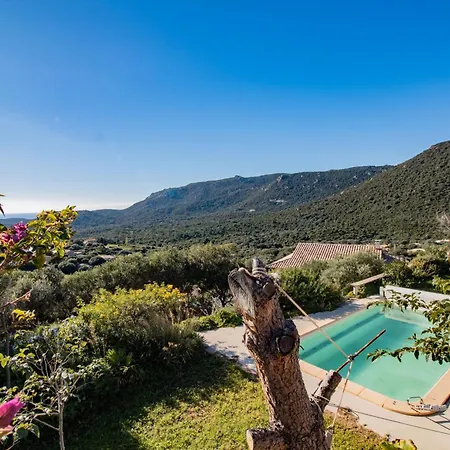 Holiday home Maison Aux Vents