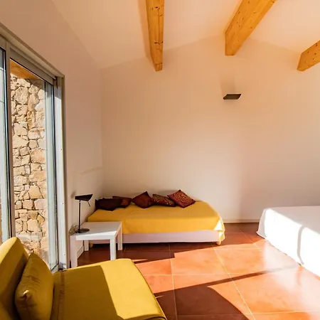 Holiday home Maison Aux Vents Monacia-d'Aullene