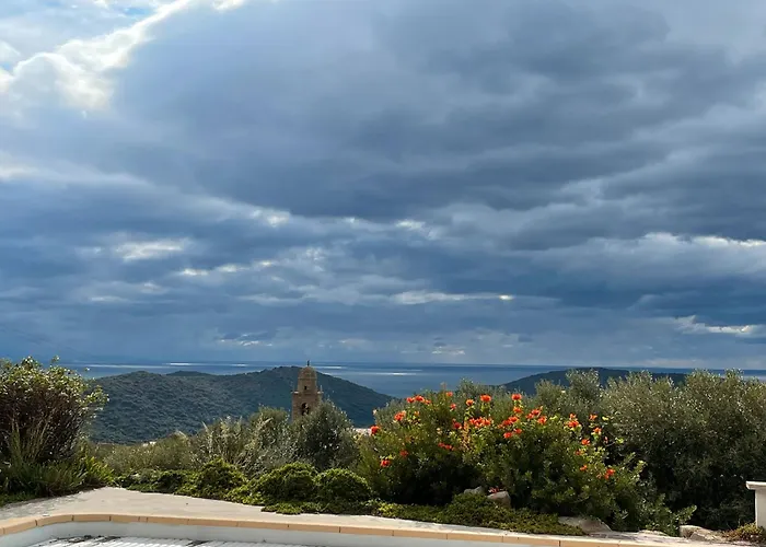 Maison Aux Vents * מונאצ'ה-ד'אולן